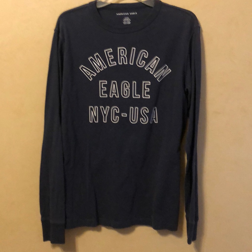 American Eagle Long Sleeve T-shirt